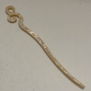 Vintage, Creamy Beige Lucite Hair Accent Pin or Accessory 7in x 1in